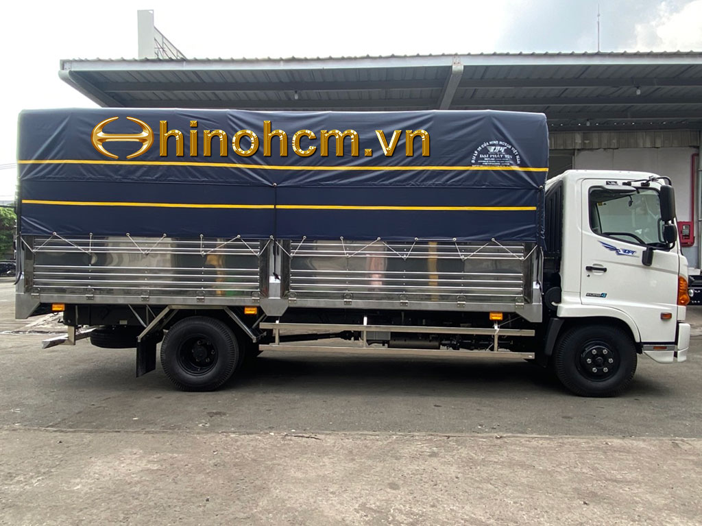 hino 6 tấn 8 thùng 5m6 thùng tiêu chuẩn