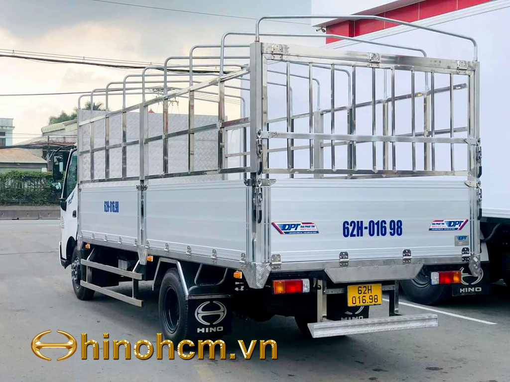 Xe Hino 5 tấn thùng nhôm