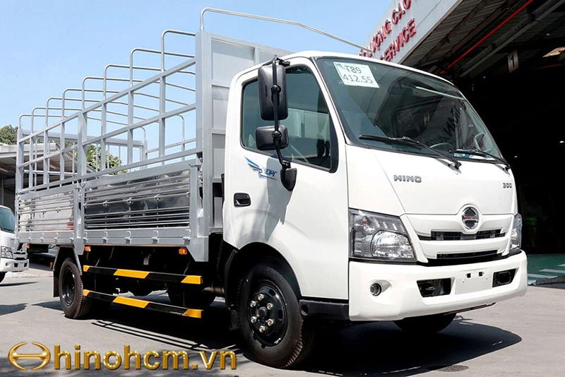 xe tải Hino 3.5 tấn thùng tiêu chuẩn
