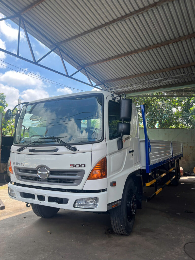 xe hino 9 tấn thùng lửng đời 2016