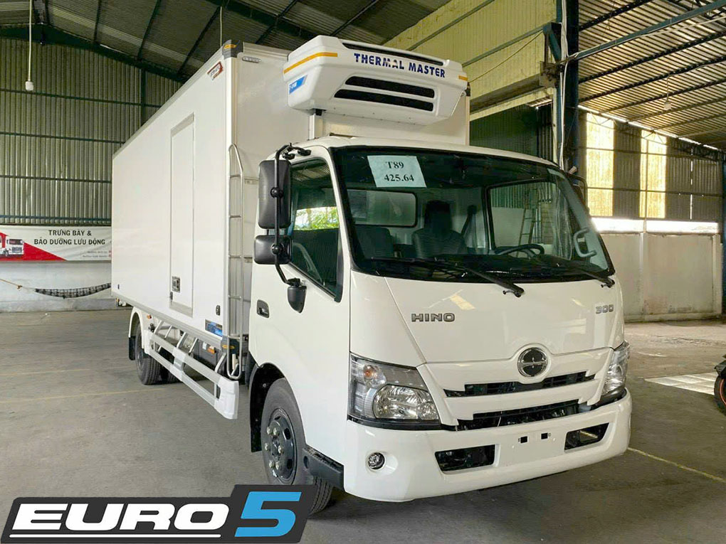 phí trước xe đông lạnh Hino 3.5 tấn