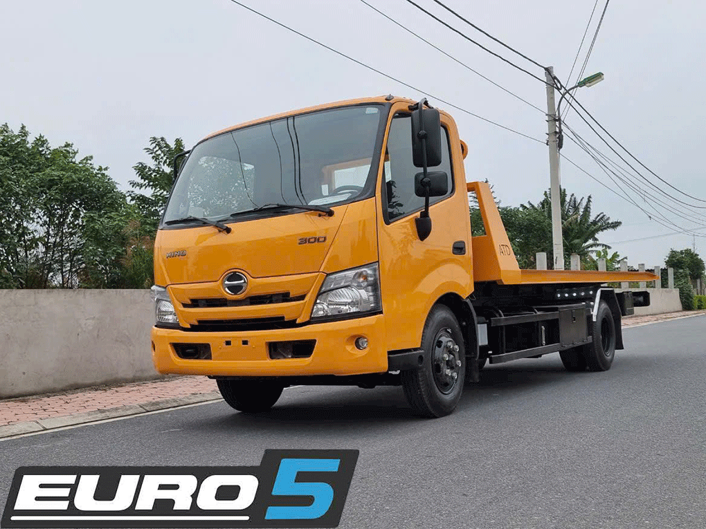 giá xe tải Hino 3.5 tấn chở xe - cứu hộ